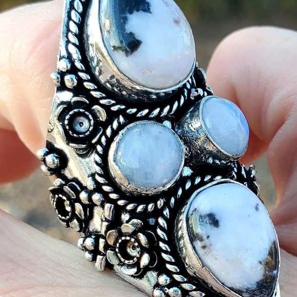 New Zebra Jasper and Rainbow Moonstone 925 Silver Statement Ring. - Picture 5 of 16